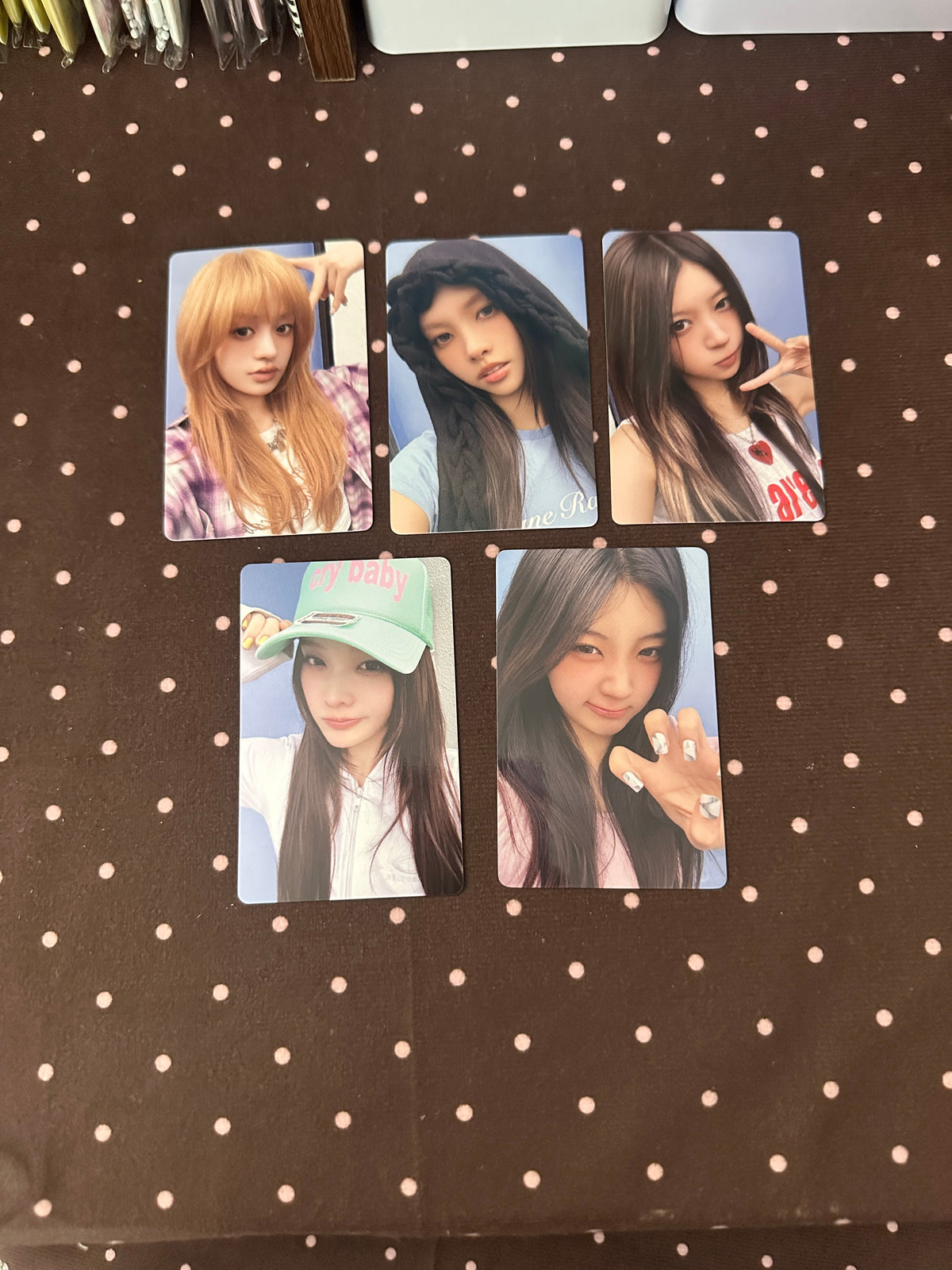 ILLIT not cute anymore yizhiyu vce 4.0 photocards